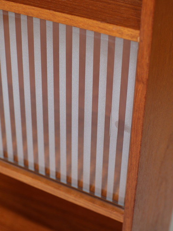 Image 1 of Boekenkast vitrinekast teak Deens vintage