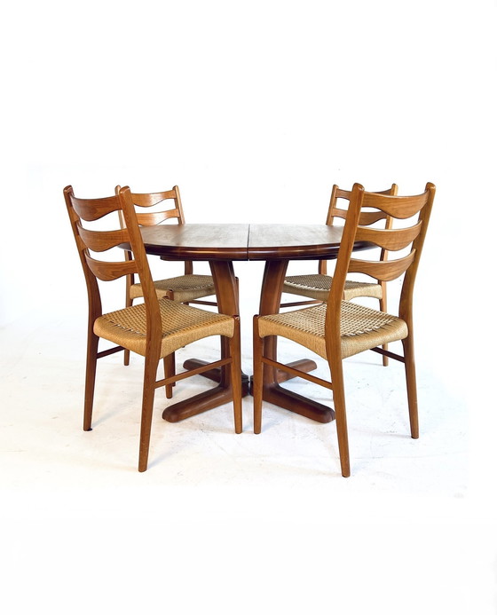 Image 1 of Table à manger extensible XL vintage, Dyrlund '70s