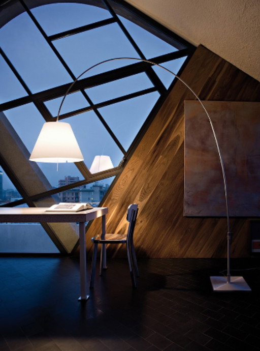 Lady Costanza Vloerlamp met Dimmer - Zilvergrijs - Luceplan