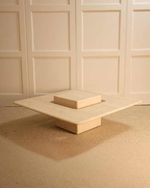 Mesa de travertino de Saturno