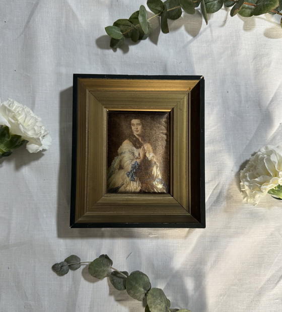 Image 1 of Vintage fotolijst van prinses Eugenie