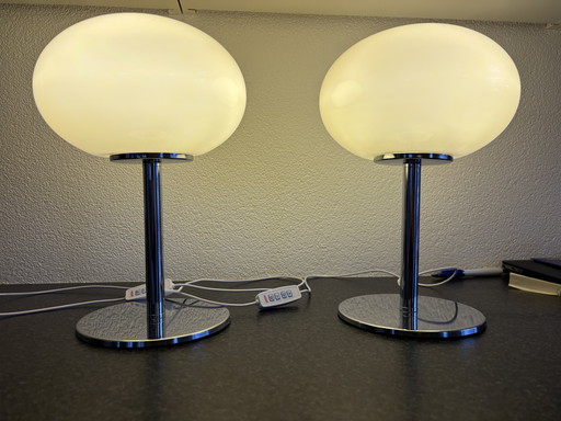 Twee Italiaanse design tafellampjes 