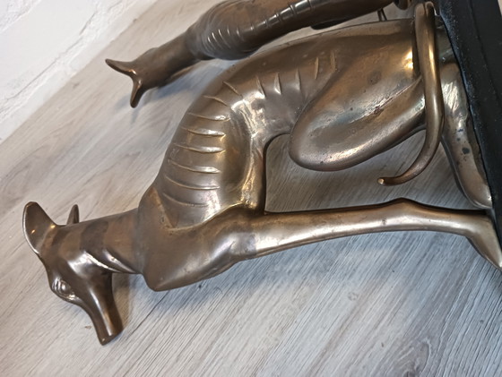 Image 1 of Coffee table, 3 Greyhounds as standard. Heavy, brass or bronze.