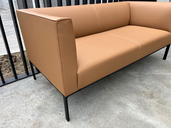Sofá de cuero Andreu World Raglan SF – andre world, Sofás de 2 plazas, Leather, Metal (photo 9 of 12)