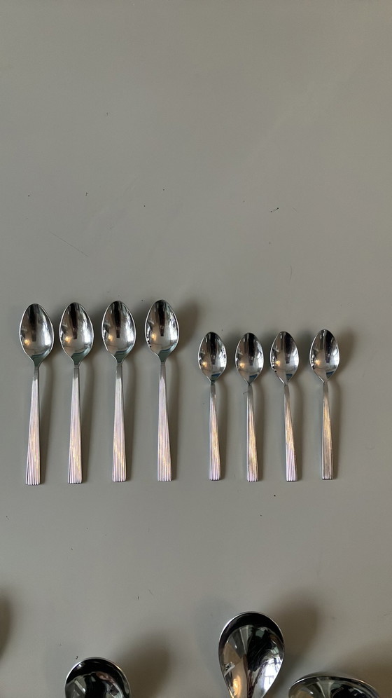 30-Delige Bestekset Van Wedgwood, Type Regent – rvs (photo 3 of 7)