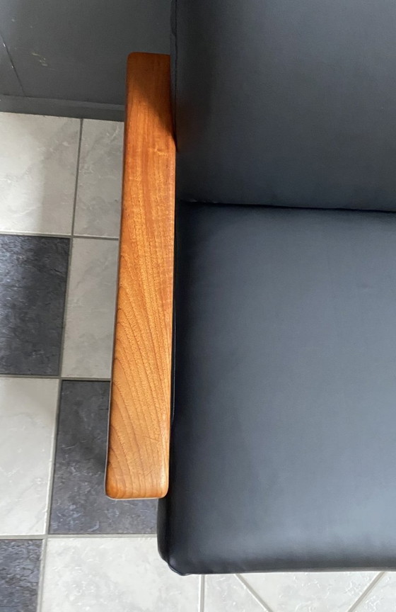 Image 1 of Poltrona Teak Arm di Arne Wahl Iversen rivestita