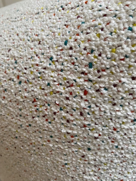 Image 1 of Poef Bouclé