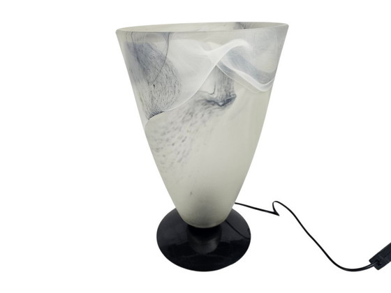 Image 1 of Licht '88 – Niederländisches Design – Tischleuchte – Kelchlampe – Marmorglas – 80er Jahre