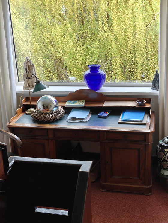 Image 1 of Antieke bureau 