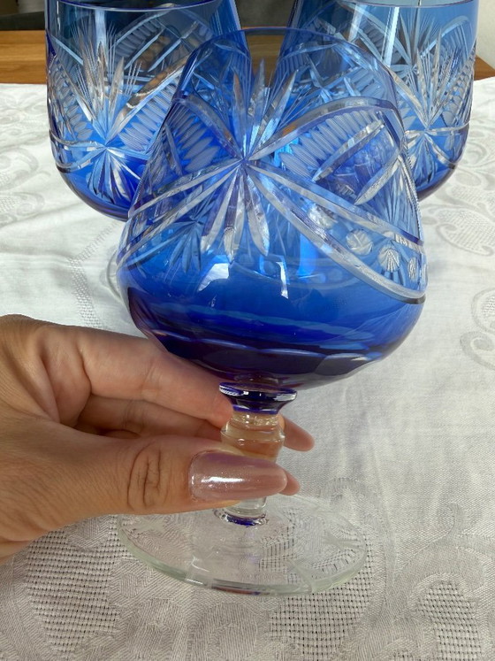 Image 1 of 3 millésimes Römer Kristall Cognacschwenker Bleikristall Blau Handgeschliffen
