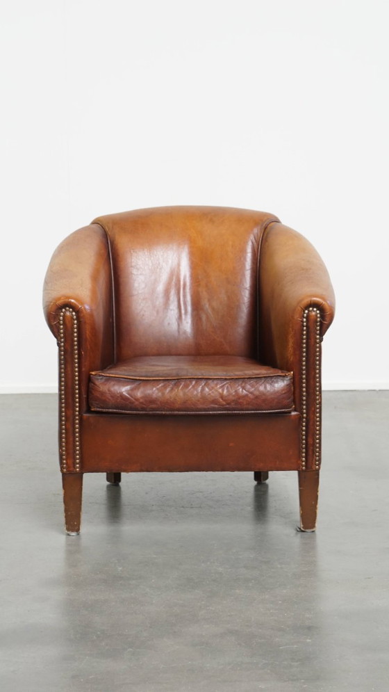 Image 1 of Stoere cognac kleurige schapenleren clubfauteuil 
