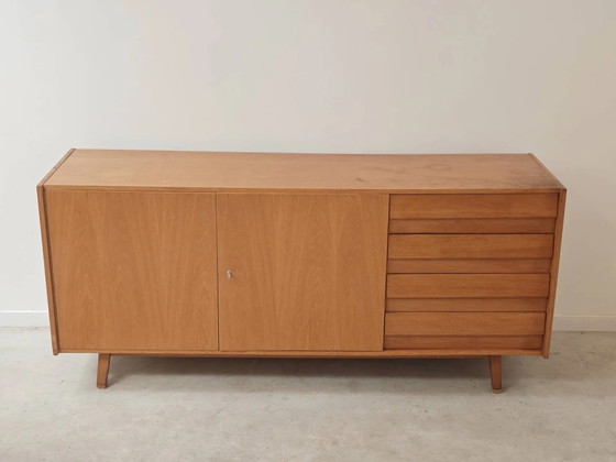 Sideboard ganz aus Holz U460 von Jiri Jiroutek für Interier Praha – Wood, Plastic, Mid Century Modern (photo 6 of 37)