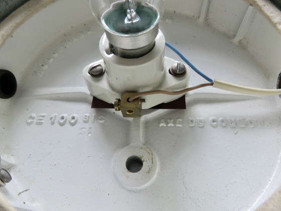 Image 1 of Authentique Applique "Holophane" Usine, Industrie, Déco Loft, France, 1960