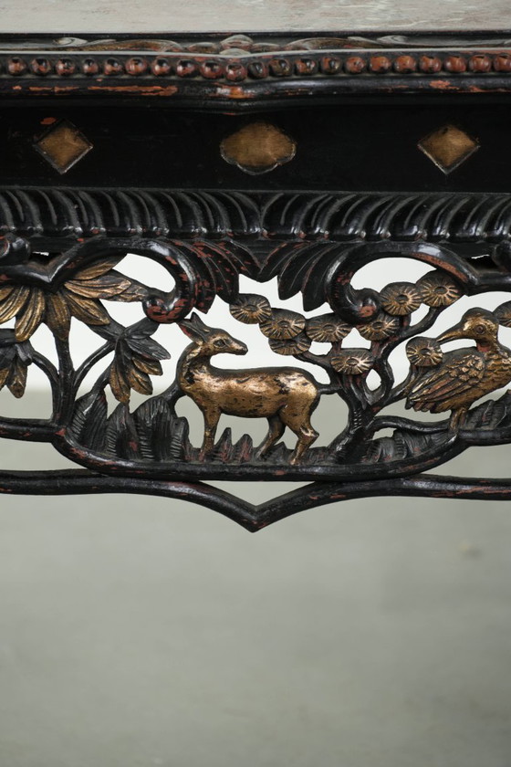 Image 1 of Schitterende niet veel voorkomende kleurrijke antieke Chinese 19e eeuwse houten sidetable/ opiumtafel met een marmeren blad