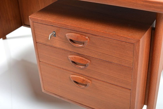 Image 1 of Escritorio independiente de teca de Kai Kristiansen