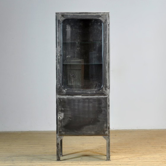 Image 1 of Armadietto dei medicinali vintage, anni '70