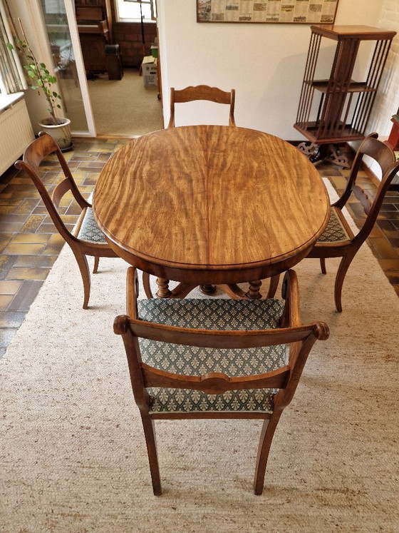 Tavolo da pranzo ovale antico 130x100x70 – Tavoli da pranzo, Legno (photo 12 of 12)