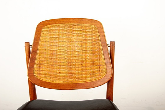 Image 1 of Série de 6 chaises Danoises en Teck, Cannage et Cuir, modèle FD 187 par Arne Vodder pour France & Son 1956.