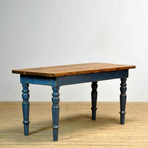 tavolo in pino con piano antico