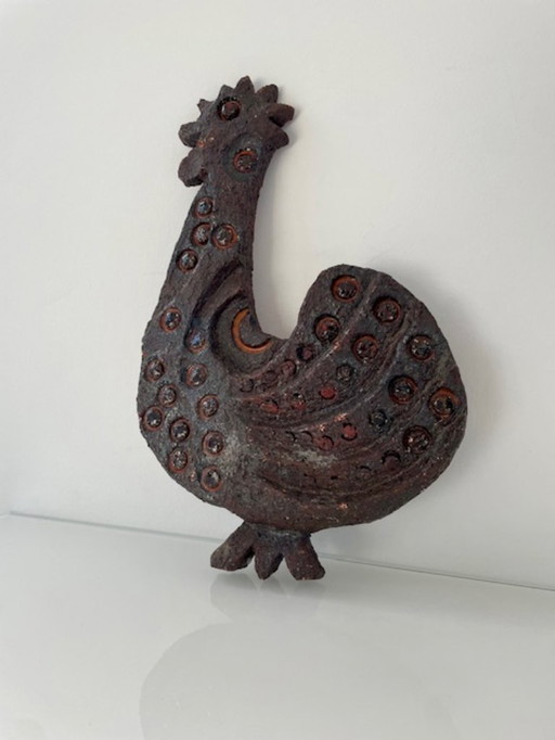 Rare sculpture murale en céramique brutaliste représentant un coq