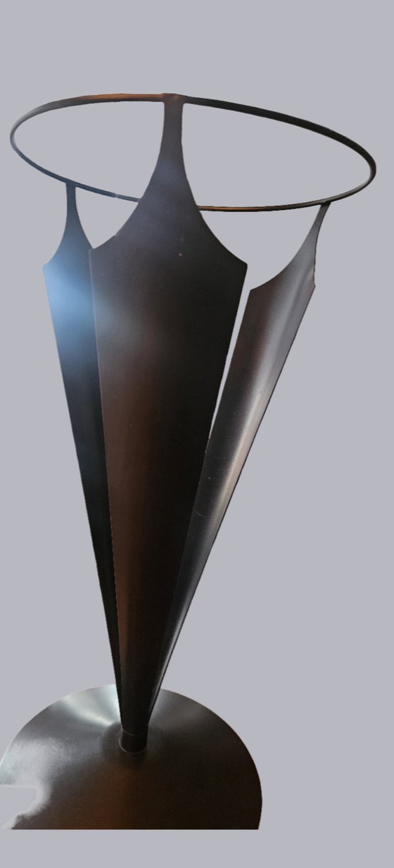 Image 1 of Lampada da tavolo di design anni '80/'90 – Postmoderna / Era spaziale (logo EP?)