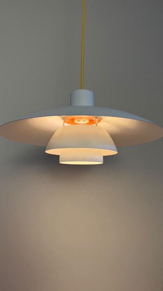 Set van 2 vintage PH4 hanglampen, Louis Poulsen, Metaal, Wit (foto 10 van 11)