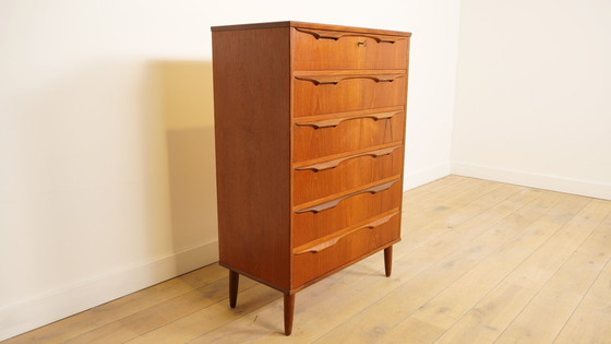 Image 1 of Vintage Deense Ladekast Teak 6 Lades 122 Cm