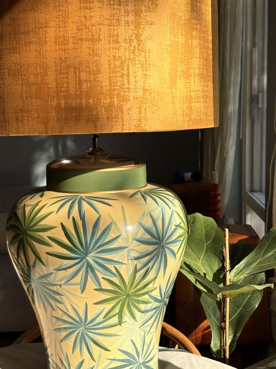 Image 1 of Authentic lamp with leaves