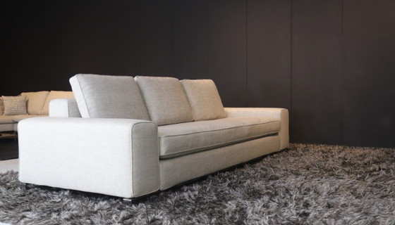 Image 1 of Minotti Williams 3-zitsbank met lounge – nieuw gestoffeerd