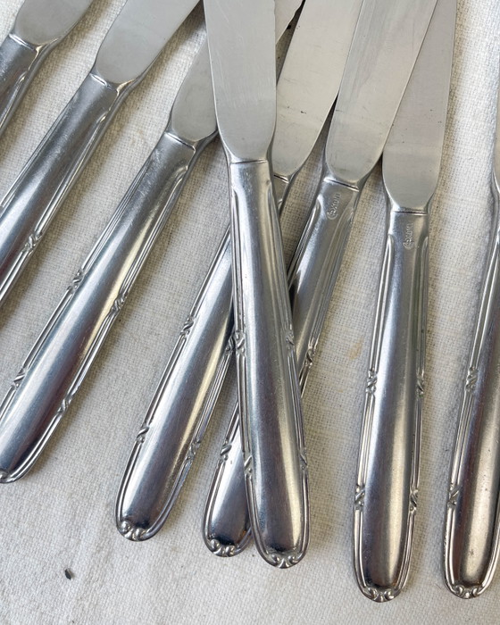 8 Vintage Roestvrijstalen Messen Gemaakt in Frankrijk – Tafelaccessoires (photo 2 of 8)