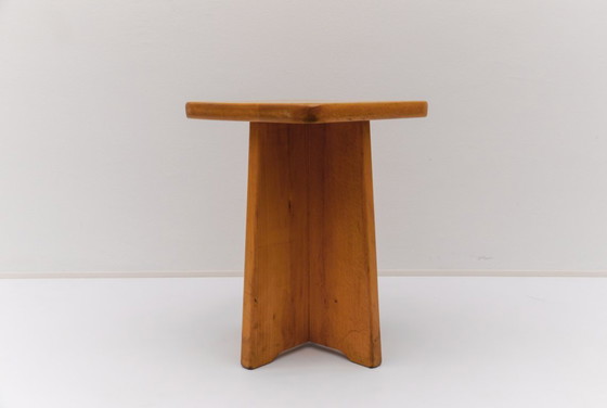 Image 1 of Conjunto de 6 taburetes de roble al estilo de Pierre Chapo, Francia, años 60