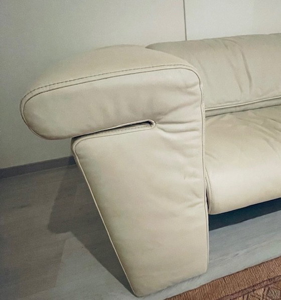 Image 1 of Gebroken wit lederen salon Rolf Benz