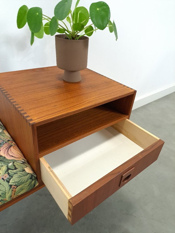 Image 1 of Banc de salle en teck de Suède