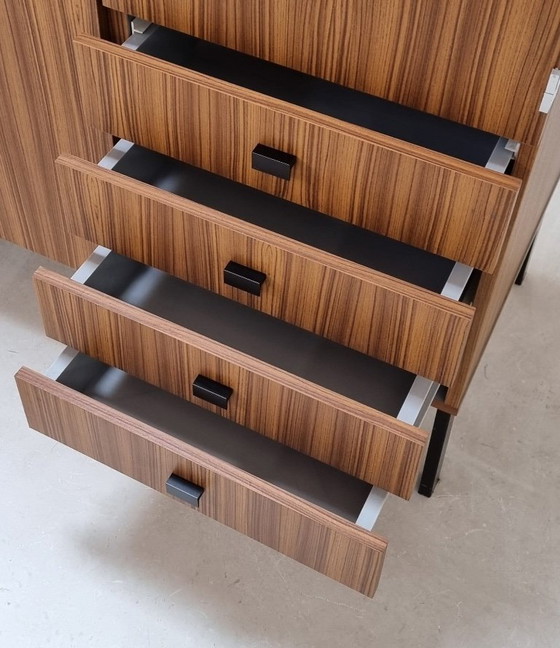 Image 1 of Garderobe der 70er Jahre