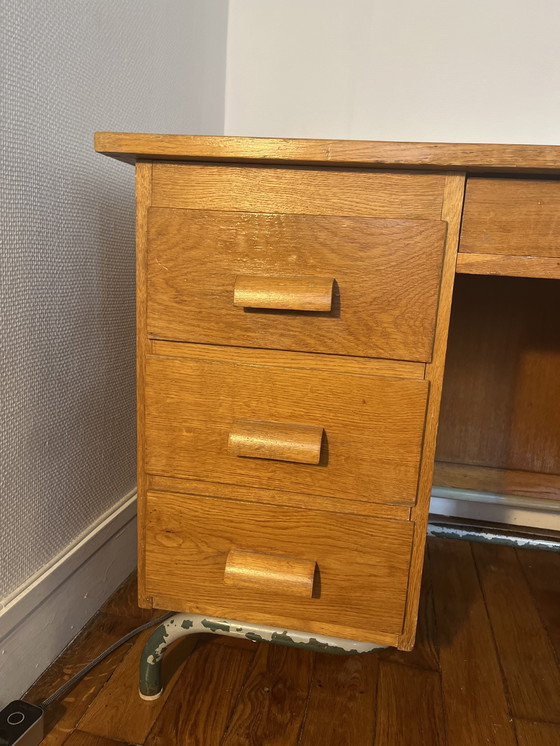 Image 1 of Houten bureau uit de jaren 70