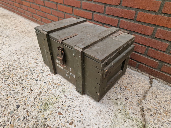 Image 1 of Alte Armee-Munitionskiste