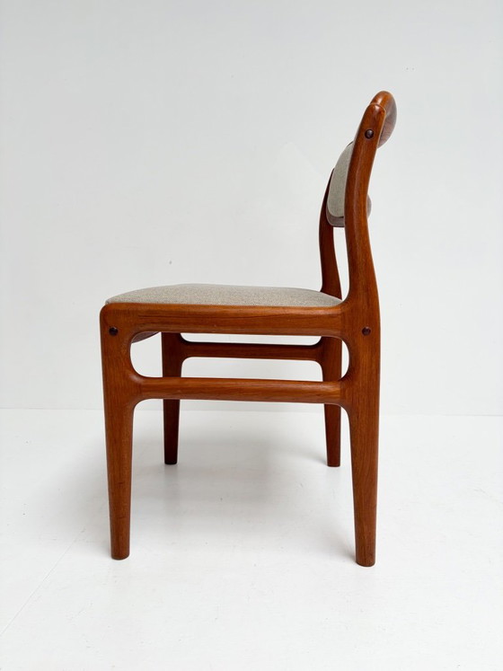 Set di 6 sedie di design danesi di Johannes Andersen per Uldum, anni '60 – Sedie da pranzo, Tessile (photo 10 of 22)