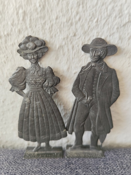 Black Forest flat metal figurines – vintage – handmade – rare – approx. 12 cm