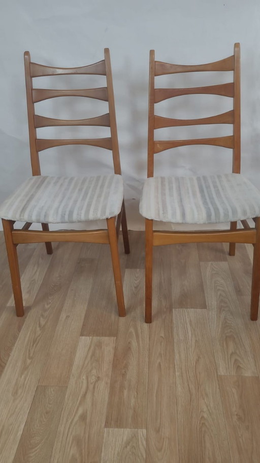 Paar skandinavische Teakholzstühle 1960 Dänemark