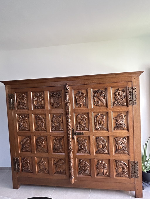 Cabinet ancien