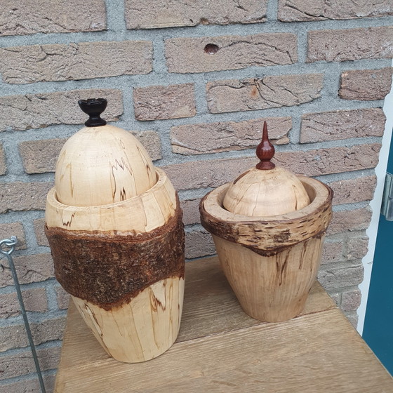 Set di 2 vasi in legno torniti a mano con bordo in corteccia (30 cm e 24 cm) – Oggetti decorativi, Wood (photo 3 of 14)