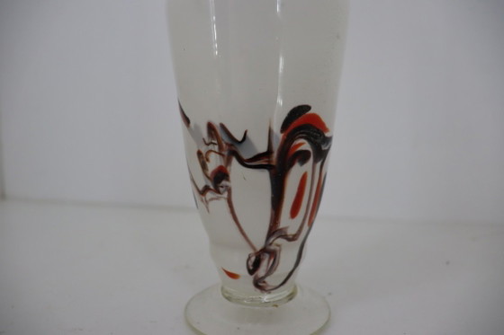 Image 1 of Vintage opaline / milk glass vase with splatter pattern (23 cm)