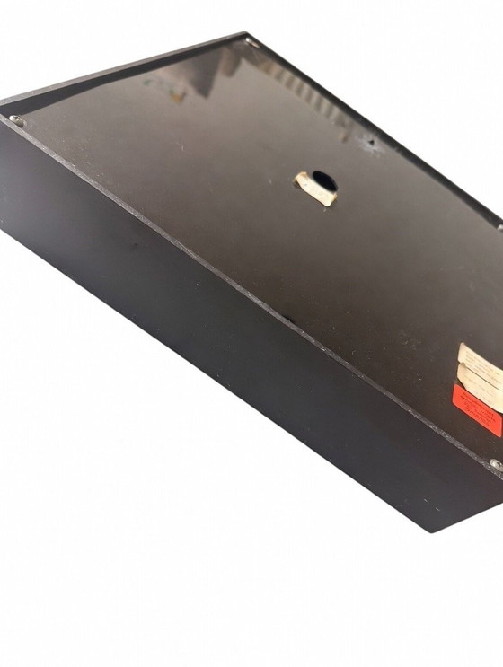 Image 1 of Porte-clés néon Zeldzame Memphis Stijl « Present Time »