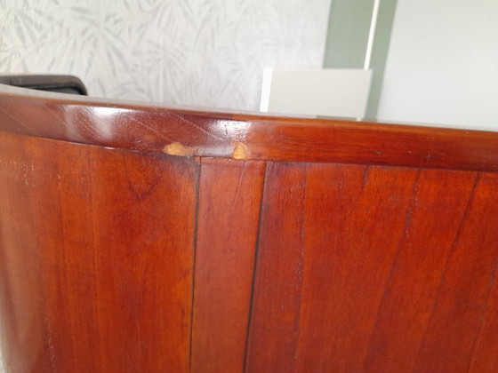 Image 1 of Bench Studio Global Wernicke