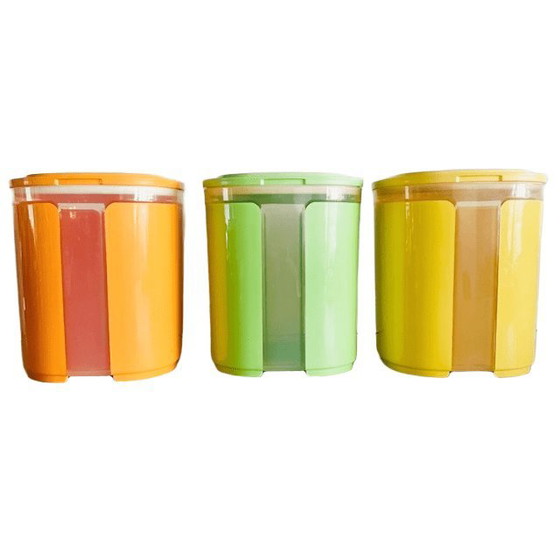 Image 1 of Vintage set Tupperware Colombo Skyline voorraadpotten 1.5 liter geel groen oranje 1990's