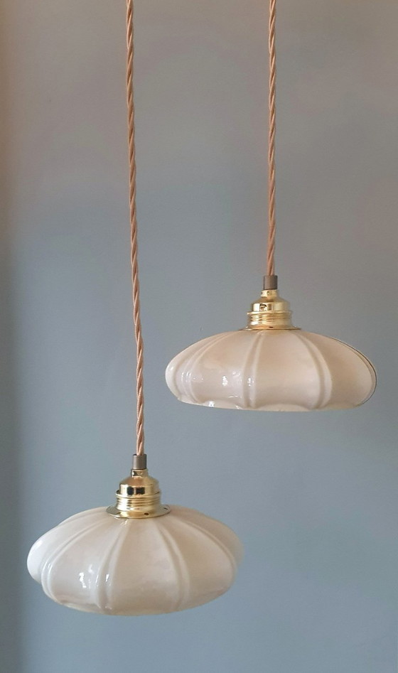 Image 1 of Set (2) vintage opaline hanglampen - pastel kleur  