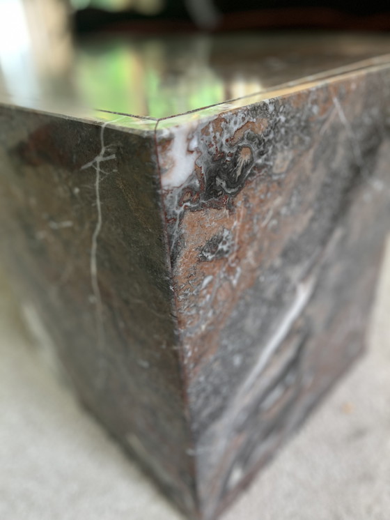 Image 1 of Coffee table marble