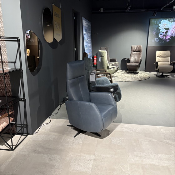 Image 1 of The Future New Fabulous 300 recliner