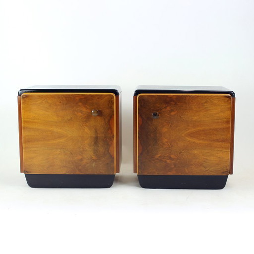 Pair of Czechoslovak Modernist Bedside Tables, Circa 1935 – nachtkastjes, Wood