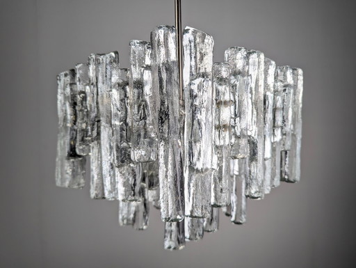 Pendelleuchte aus Eisglas im Mid-Century-Modern-Stil der 1970er Jahre von J.T. Kalmar